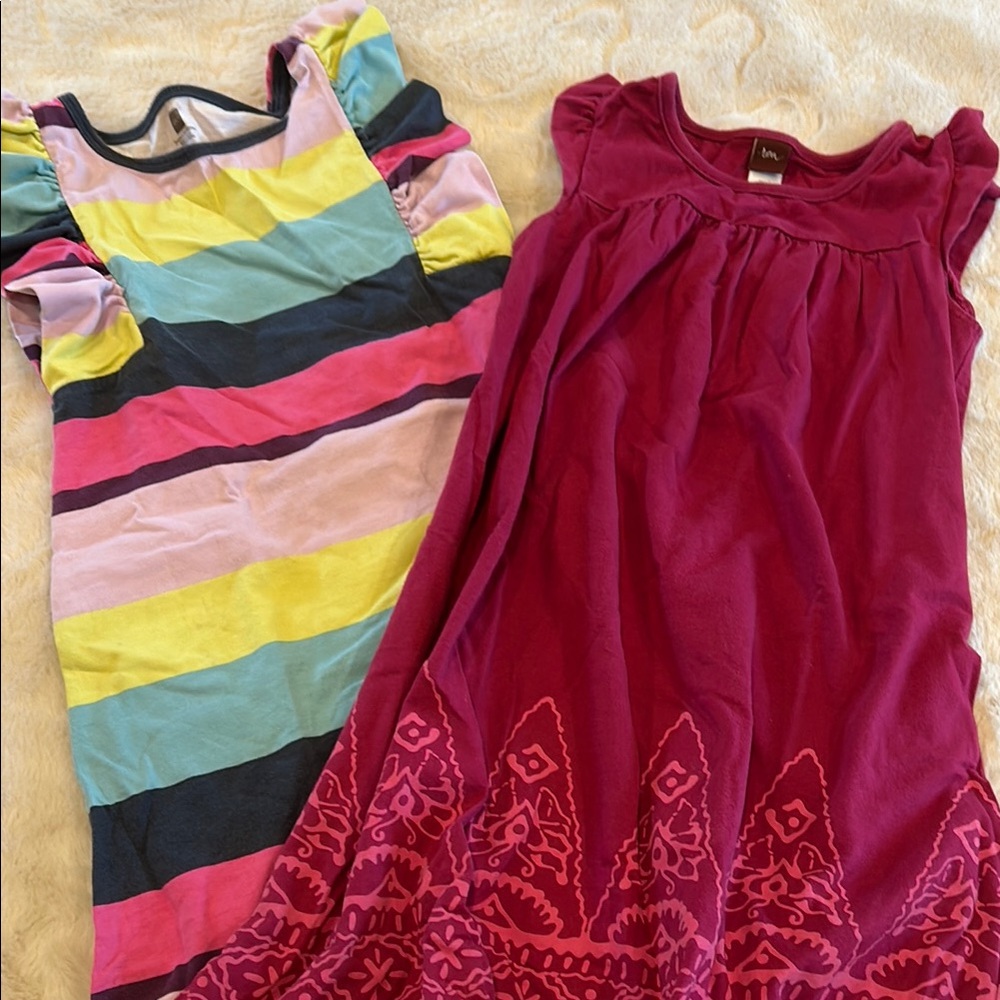 Tea collection dress bundle
lot of 3 girls dresses- size 7
